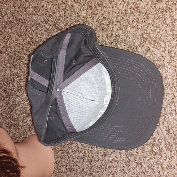 Elevate Genflex Gray Snapback Hat New with Tag - Picture 5 of 7